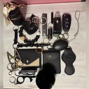 18 Pc Black Rhinestone Wallet Keychain Self Defense Kit w/Flashlight